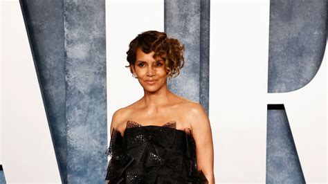 halle berry breast|Halle Berry poses nude on her balcony, gets praise from fellow stars